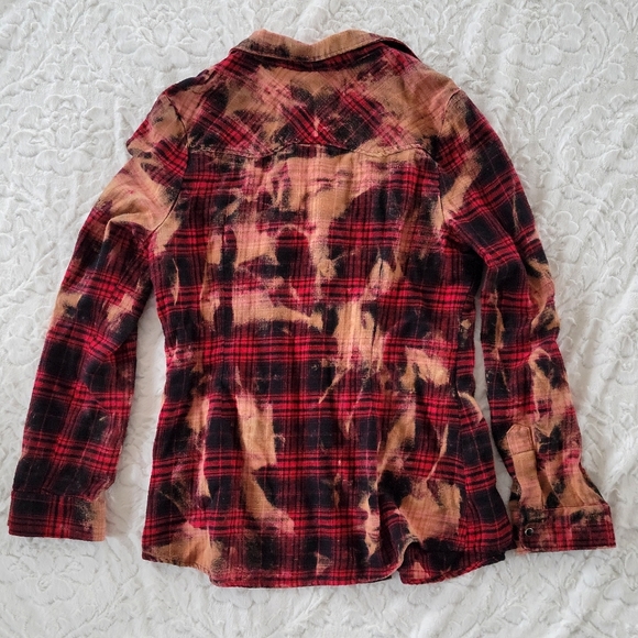 Bleach Dyed One-of-a-kind Flannel - Picture 7 of 8